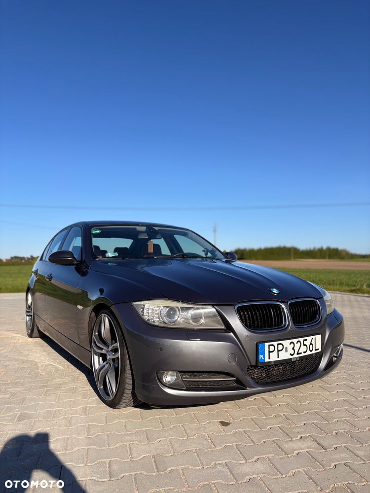 BMW Seria 3 320d DPF - 3
