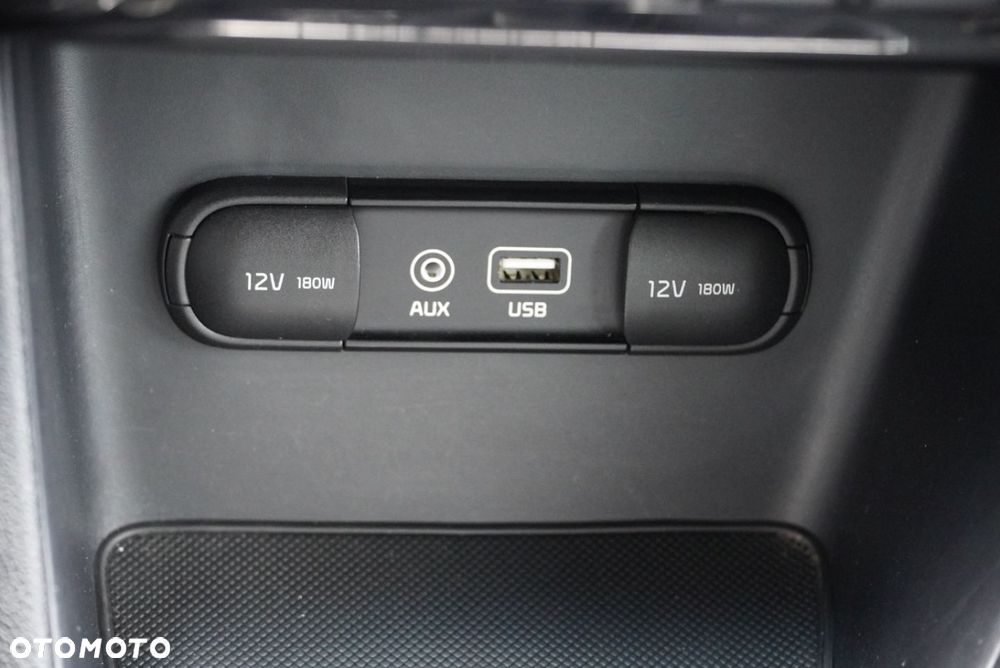 Kia Sportage - 16