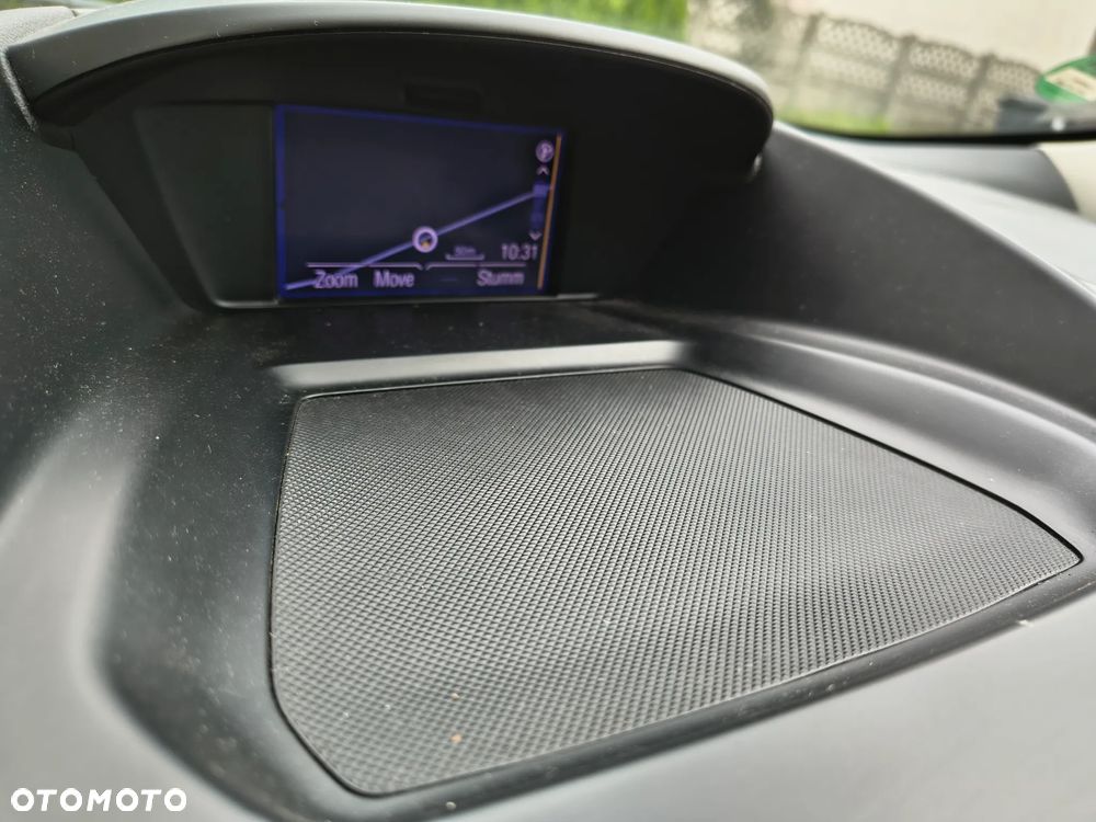 Ford Kuga 2.0 TDCi 4x4 Titanium - 13