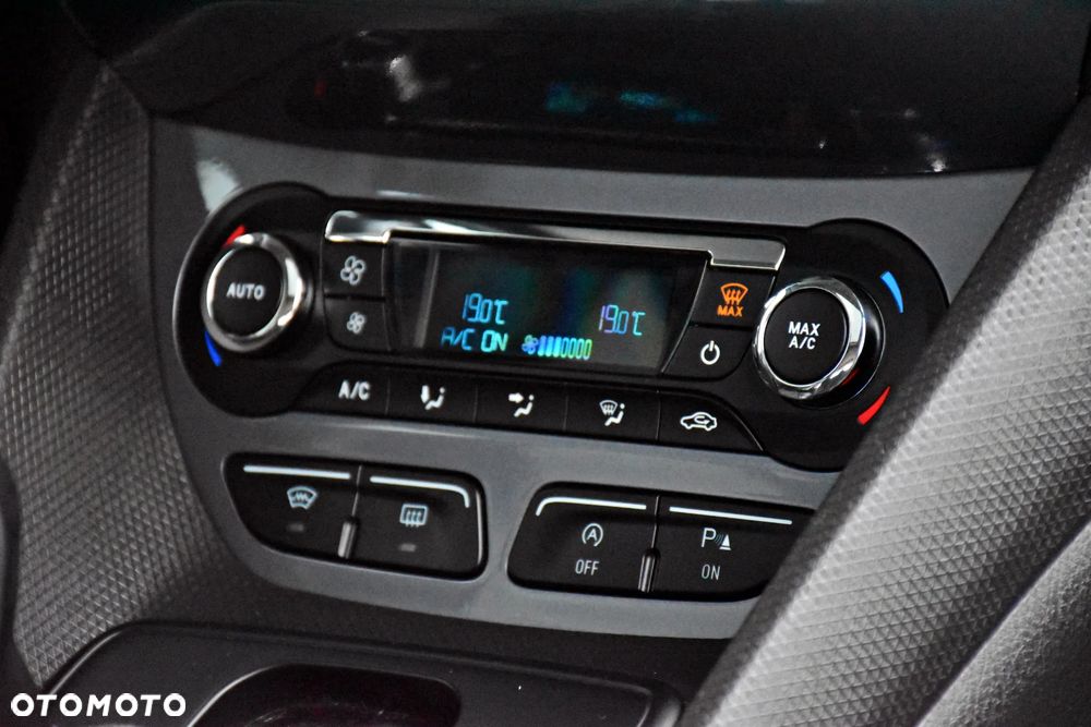 Ford Tourneo Connect Gr 1.5 TDCi Titanium PowerShift - 37