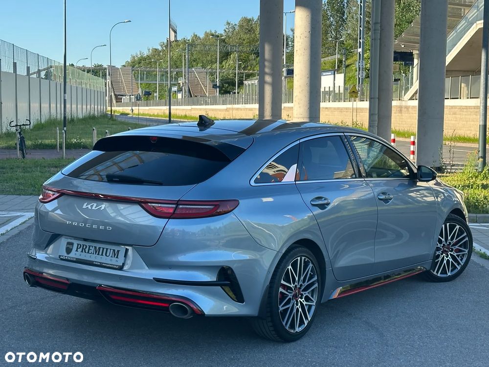 Kia ProCeed - 12