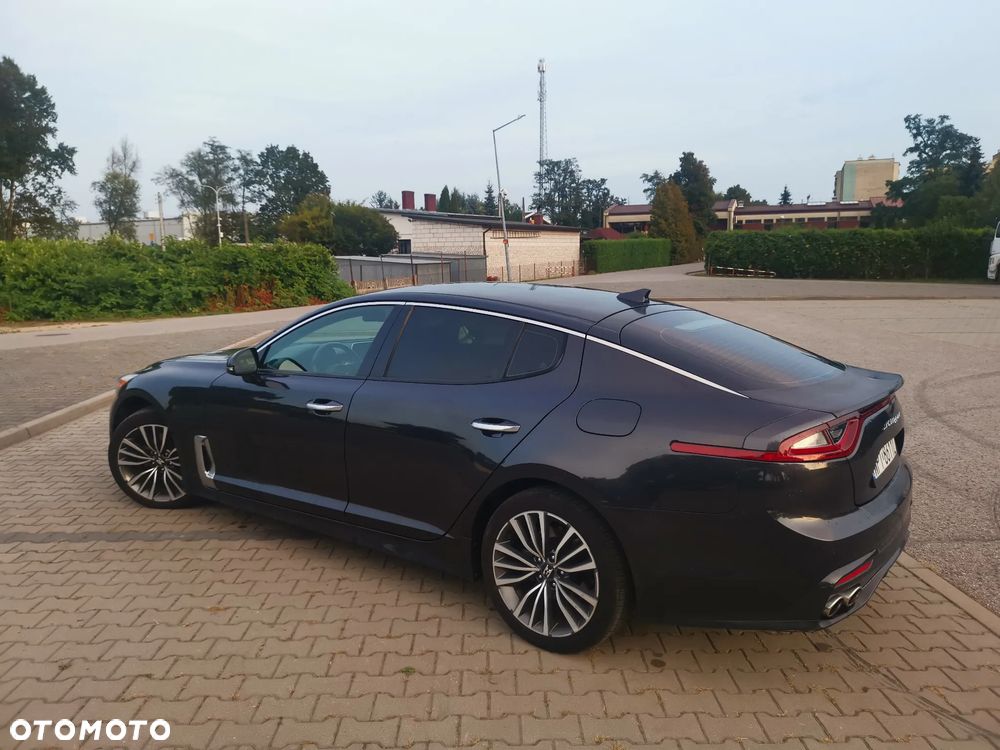 Kia Stinger - 7