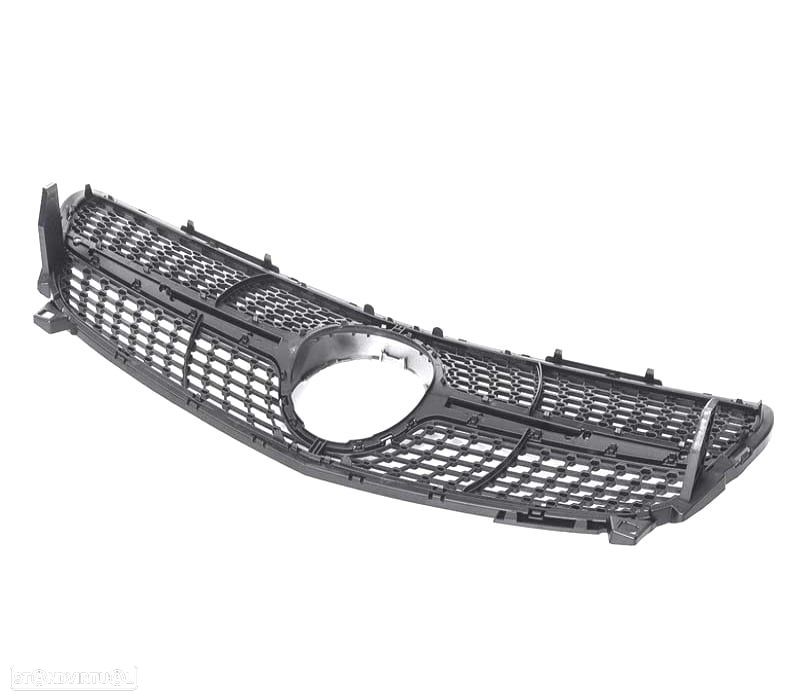 GRELHA FRONTAL MERCEDES CLASE A W176 16-18 PRETO CROMADO LOOK DIAMOND - 6