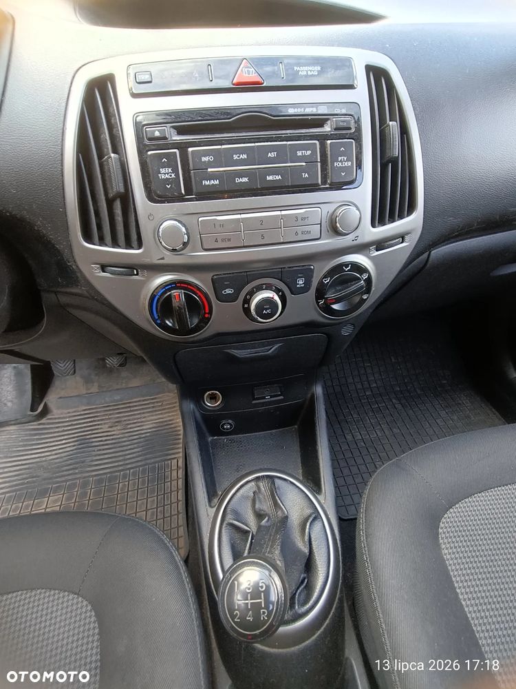 Hyundai i20 1.25 Comfort - 15