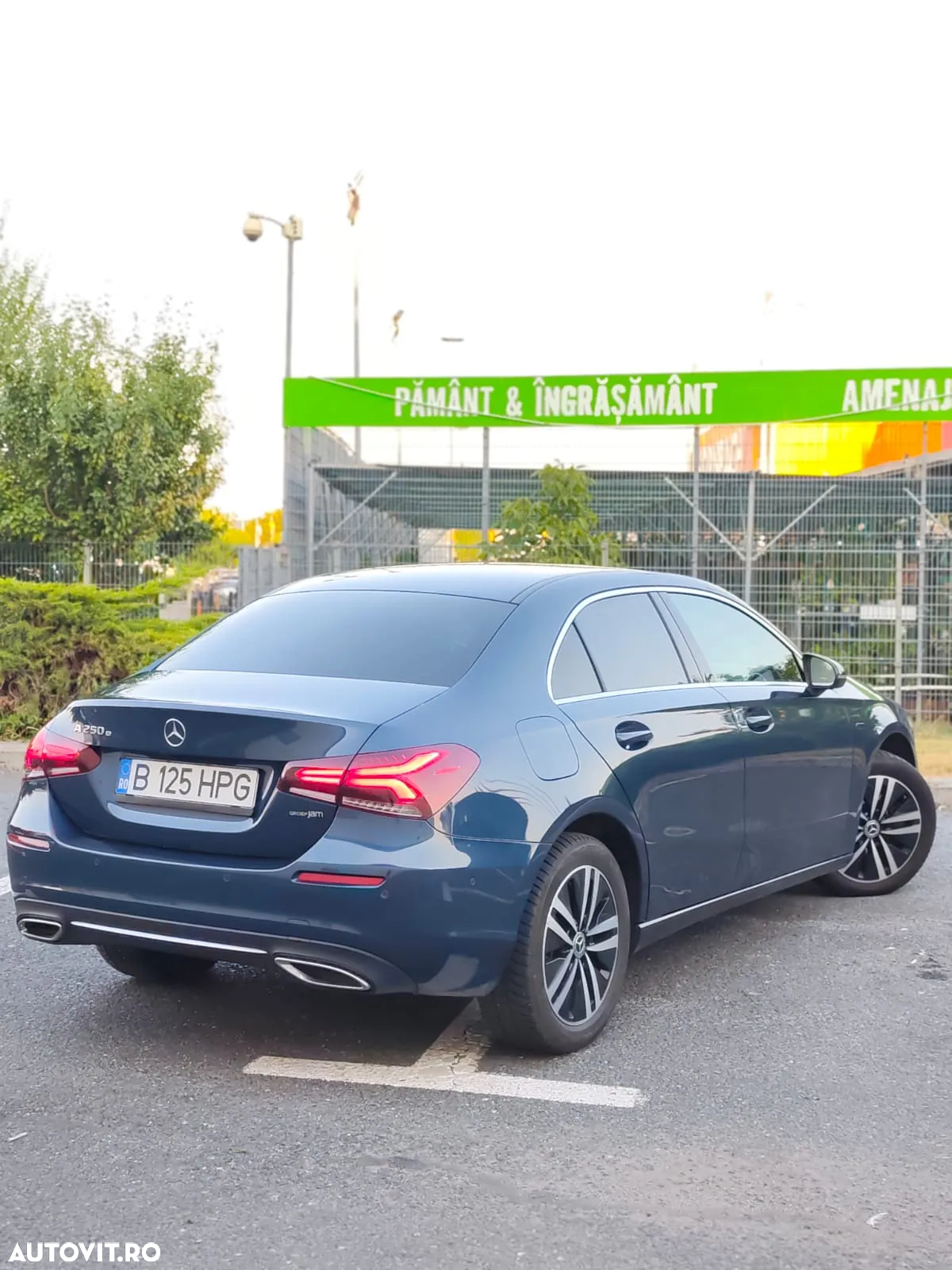 Mercedes-Benz A 250 e Aut. - 2