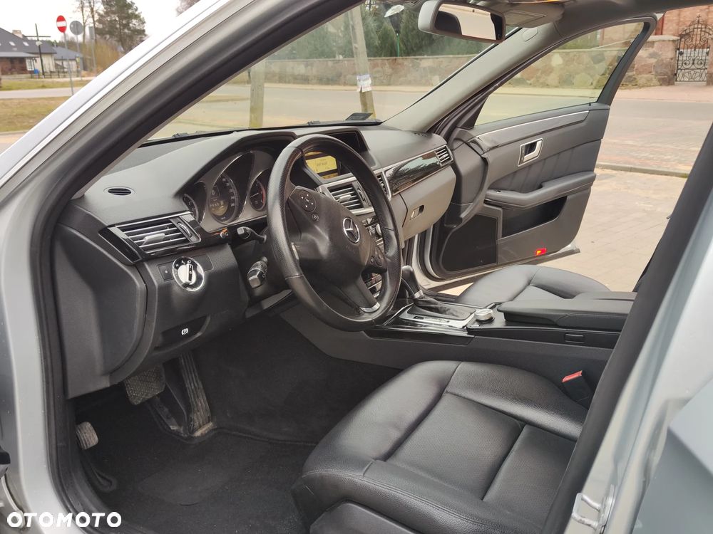 Mercedes-Benz Klasa E 200 CDI DPF BlueEFFICIENCY Automatik Avantgarde - 20
