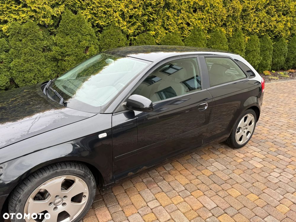 Audi A3 3-drzwiowe 2.0 TDI DPF Ambiente - 3
