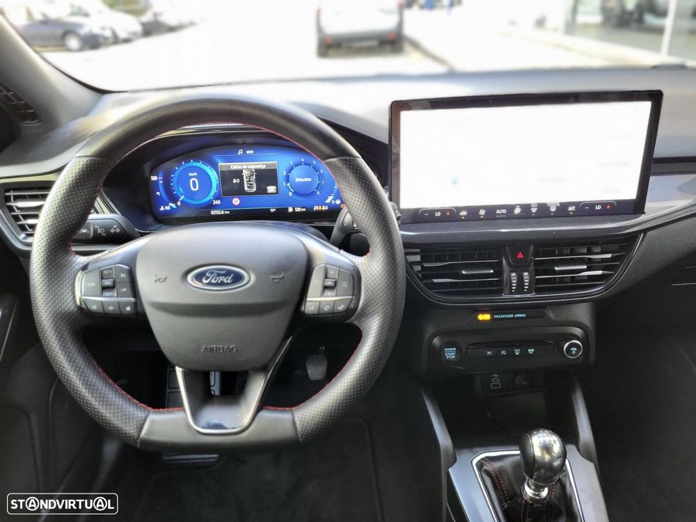 Ford Focus SW 1.0 EcoBoost MHEV ST-Line X - 10