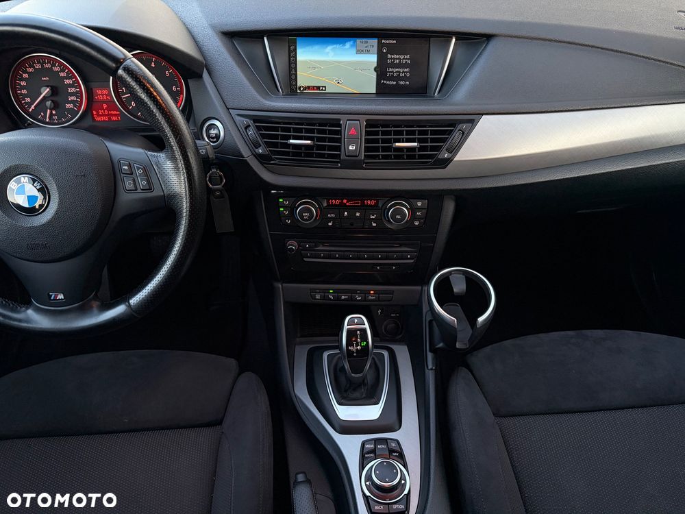 BMW X1 xDrive20i - 29