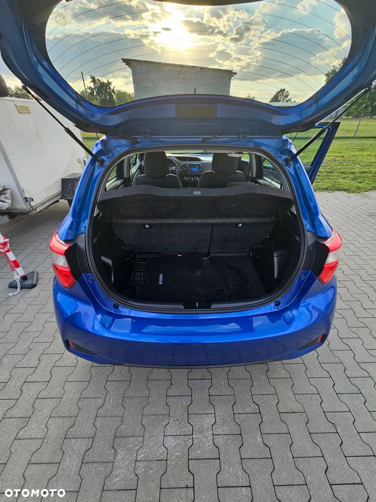 Toyota Yaris 1.5 Premium - 13
