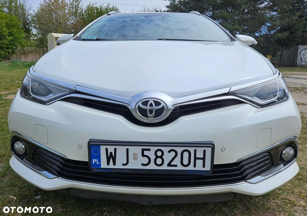 Toyota Auris 1.6 Prestige - 8