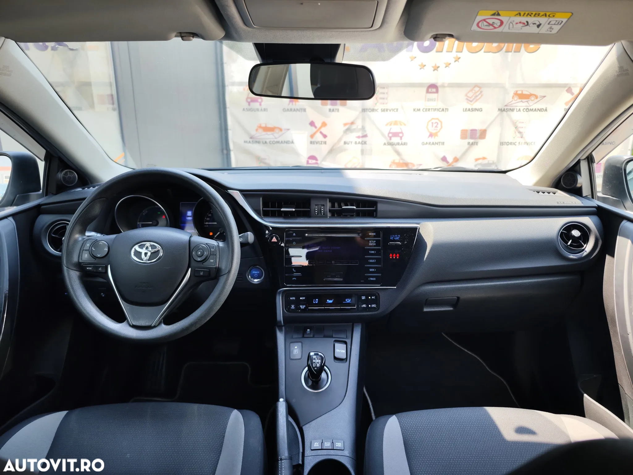 Toyota Auris - 12