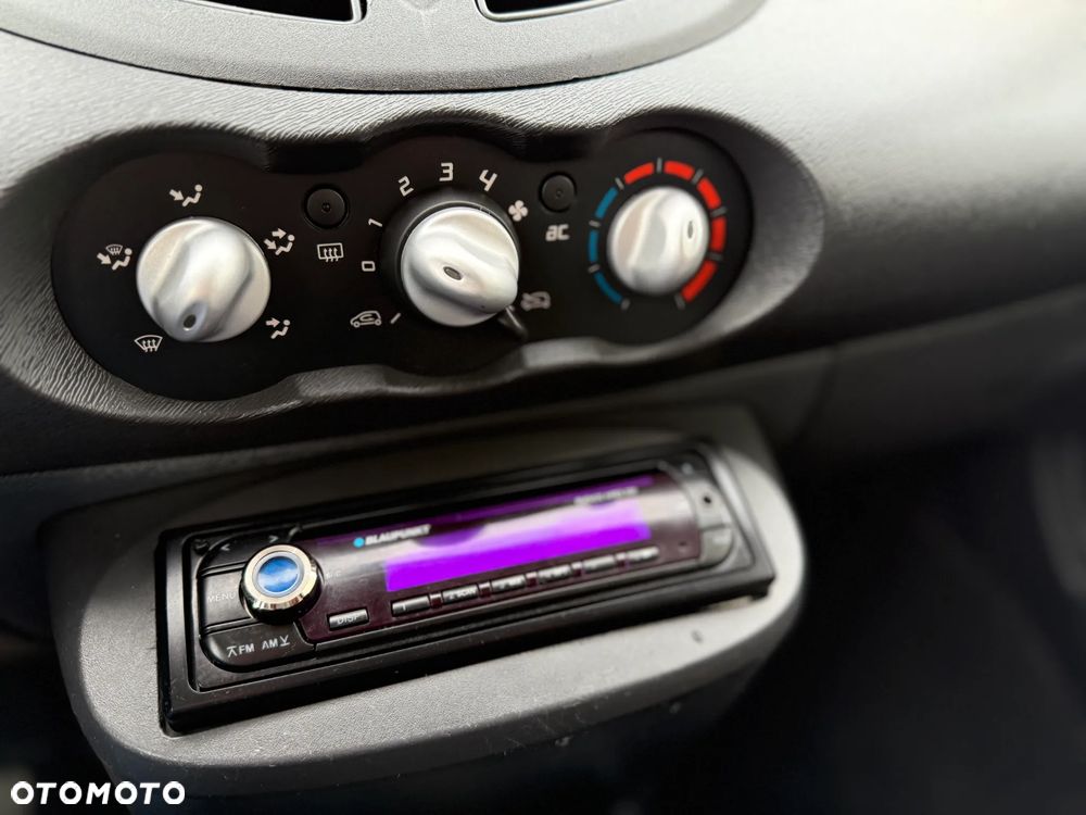 Renault Twingo - 22
