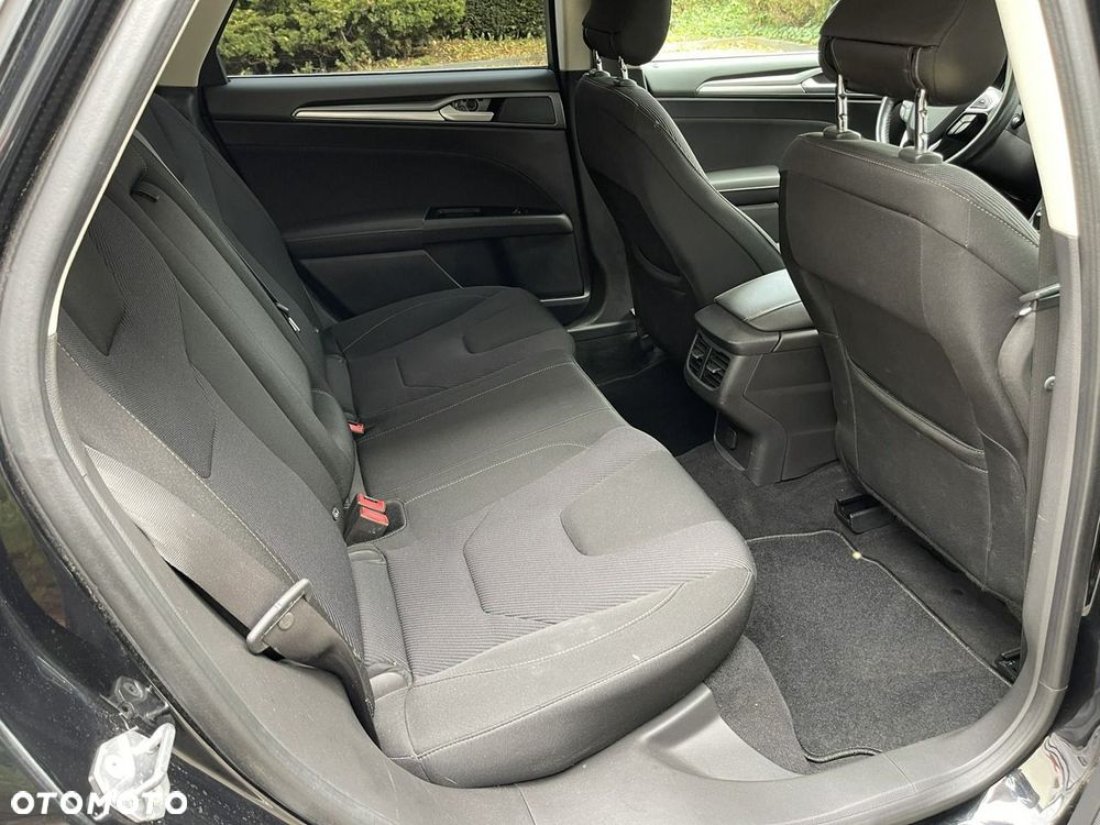 Ford Mondeo - 25