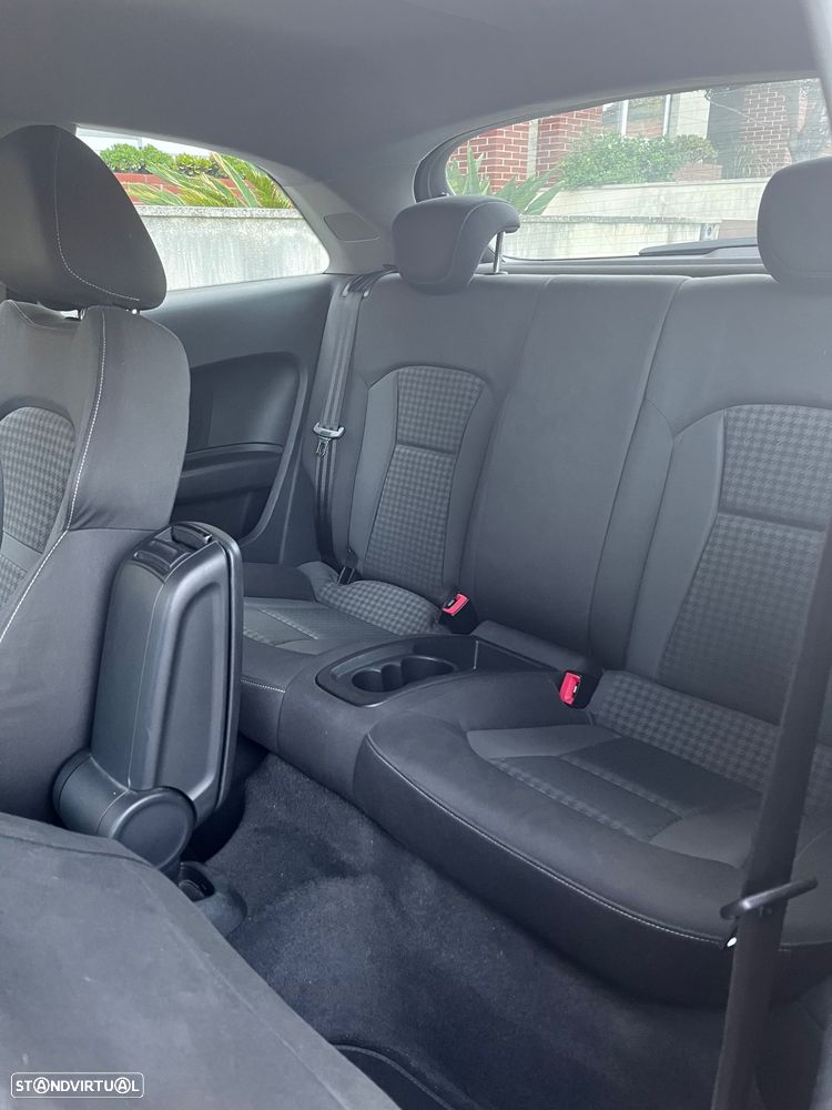 Audi A1 1.6 TDI Attraction - 12