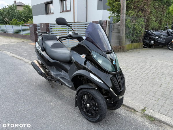 Piaggio MP-3