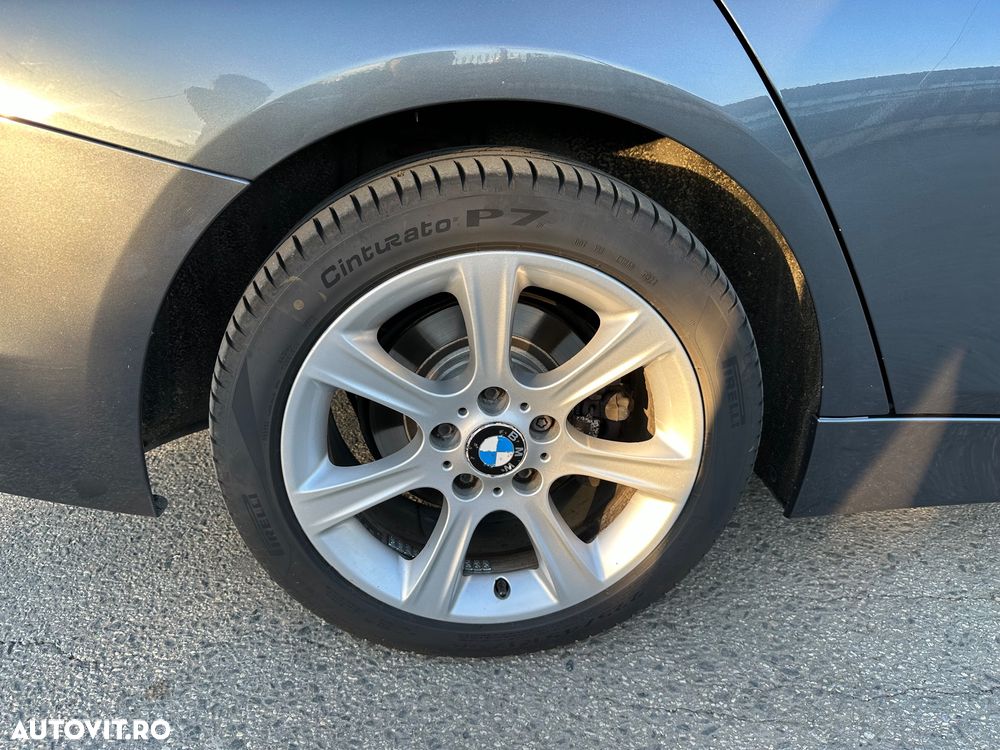 BMW Seria 3 318d - 15