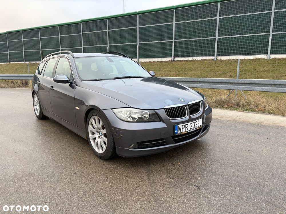 BMW Seria 3 330d - 2