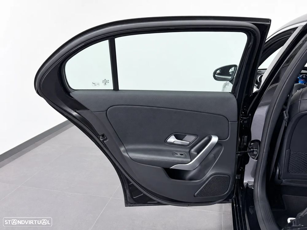 Mercedes-Benz A 180 d Progressive Aut. - 40