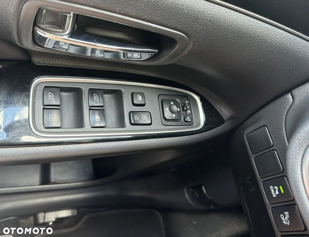 Mitsubishi Outlander 2.4 4WD Diamant+ - 20