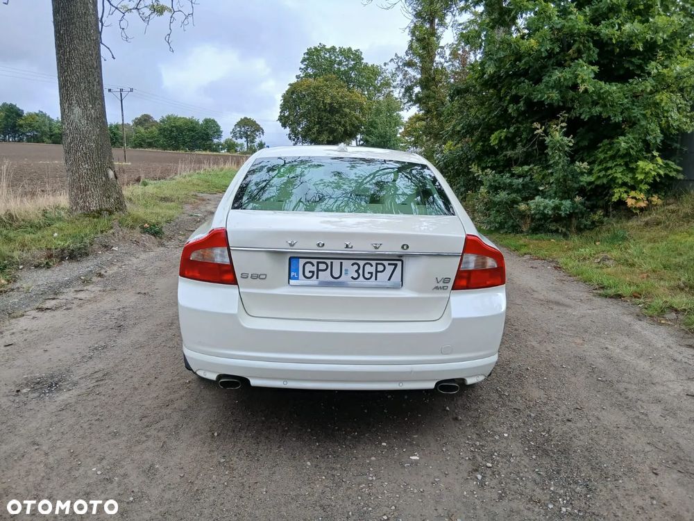Volvo S80 4.4 V8 Summum - 9