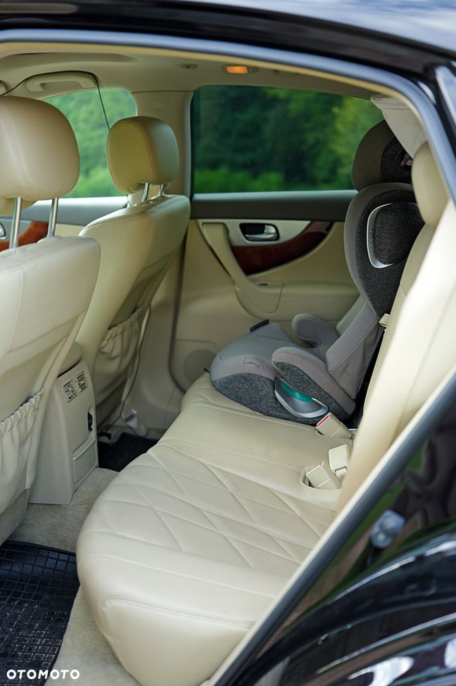 Infiniti QX70 3.7 S - 3