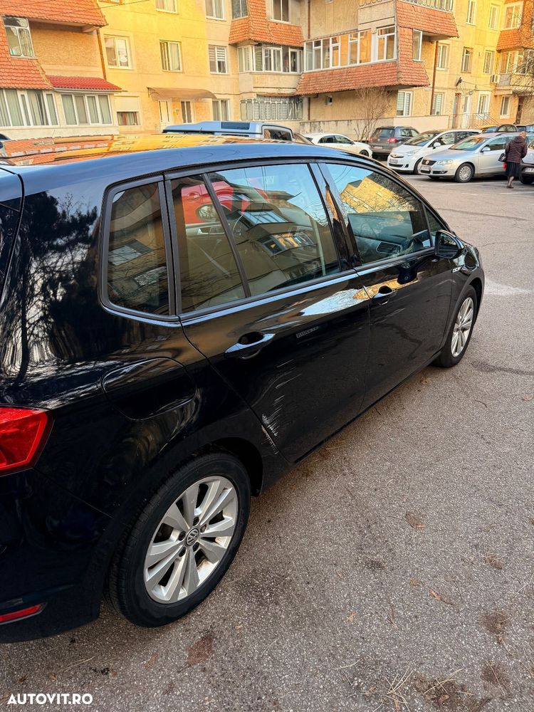 Volkswagen Golf 1.6 TDI 4Motion BlueMotion Technology Lounge - 7