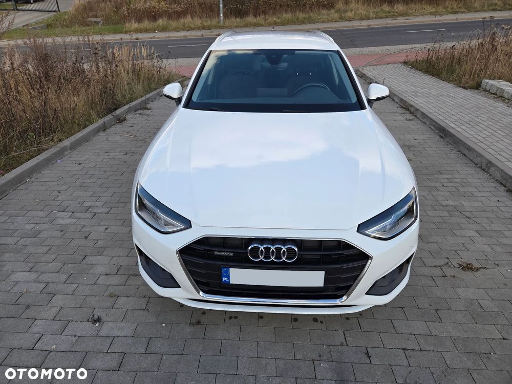 Audi A4 Avant 40 TDI quattro S tronic S line - 2