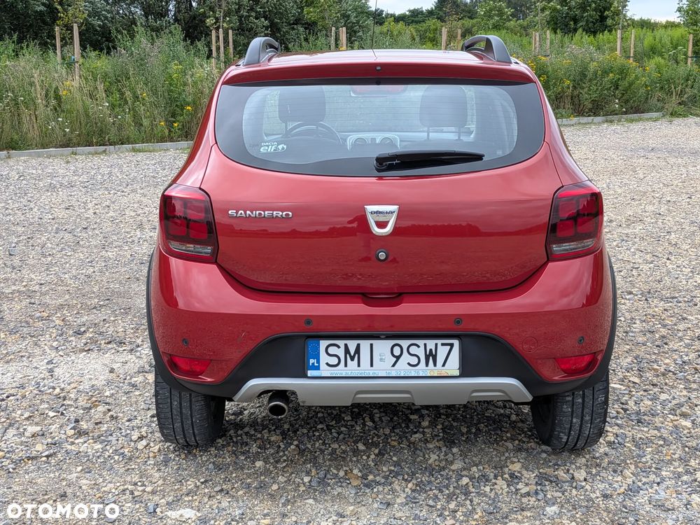 Dacia Sandero 0.9 TCe Laureate S&S EU6 - 4