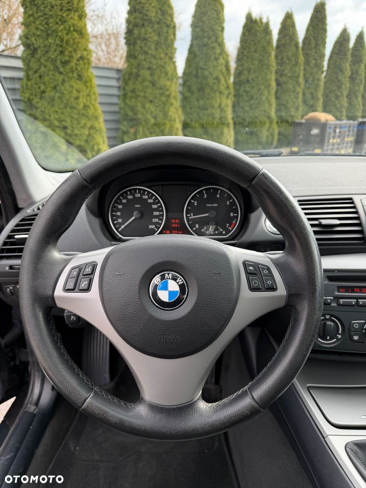 BMW Seria 1 - 26