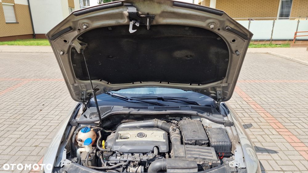 Skoda Superb 1.8 TSI Platinum DSG - 6