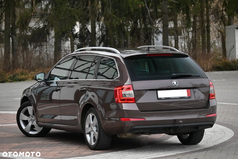 Skoda Octavia 1.8 TSI DSG L&K - 15