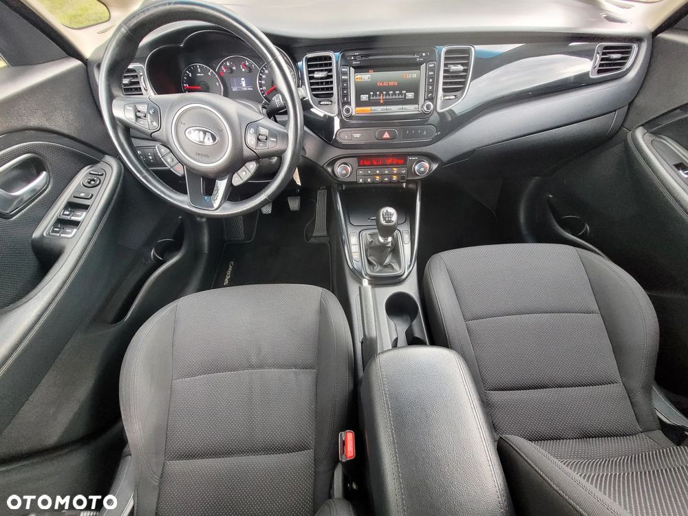 Kia Carens 1.7 CRDi 141 Dream Team Edition - 8