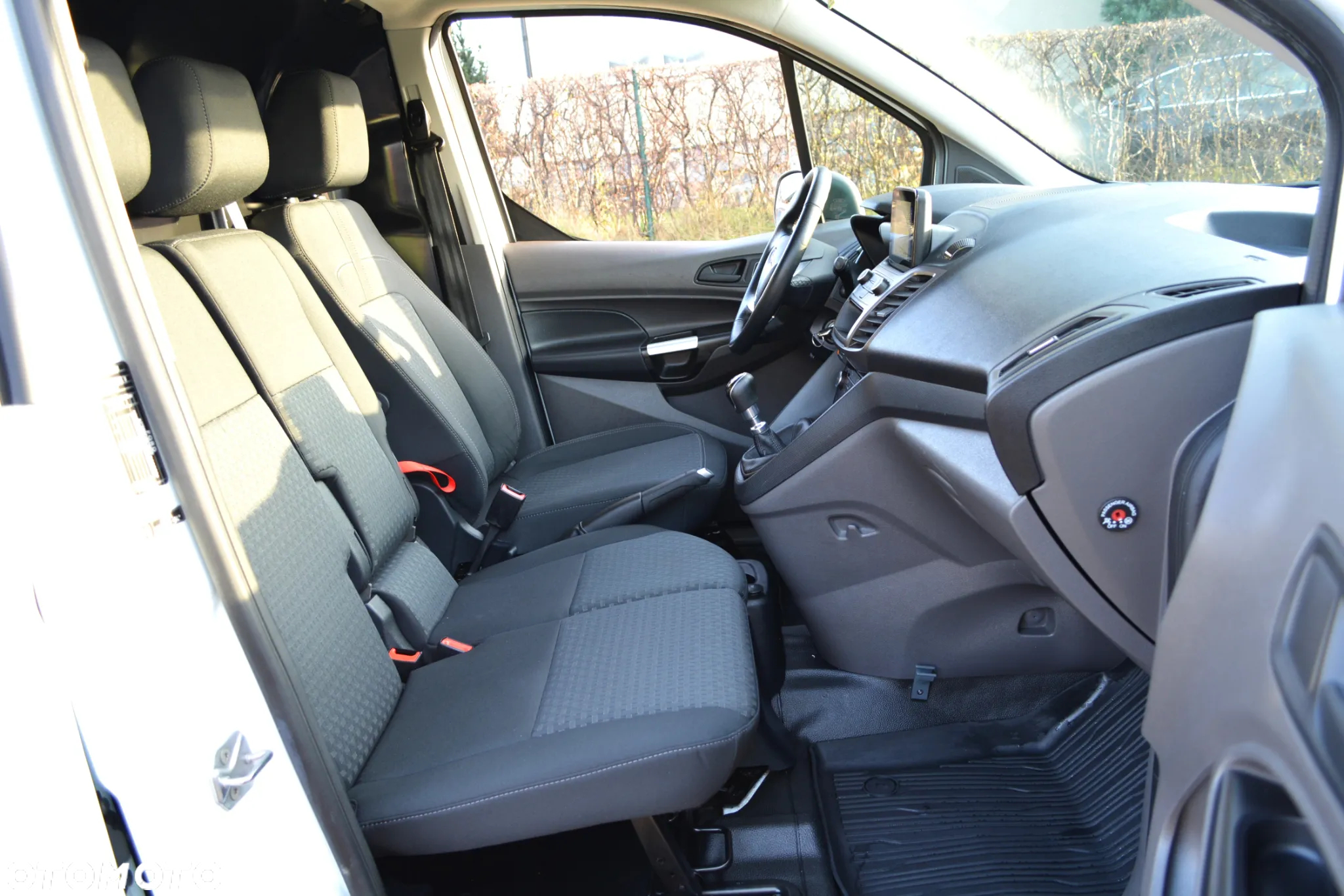 Ford connect - 10