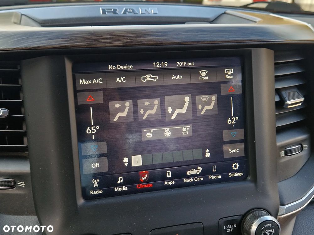 RAM 1500 5.7 Quad Cab Laramie - 20