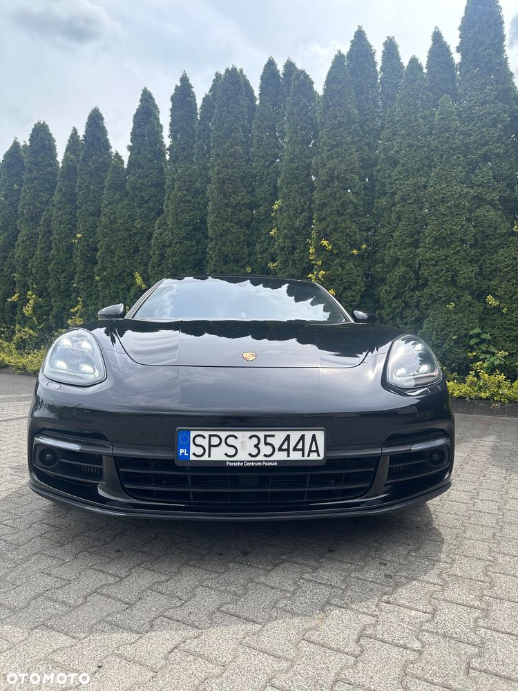 Porsche Panamera 4S - 3