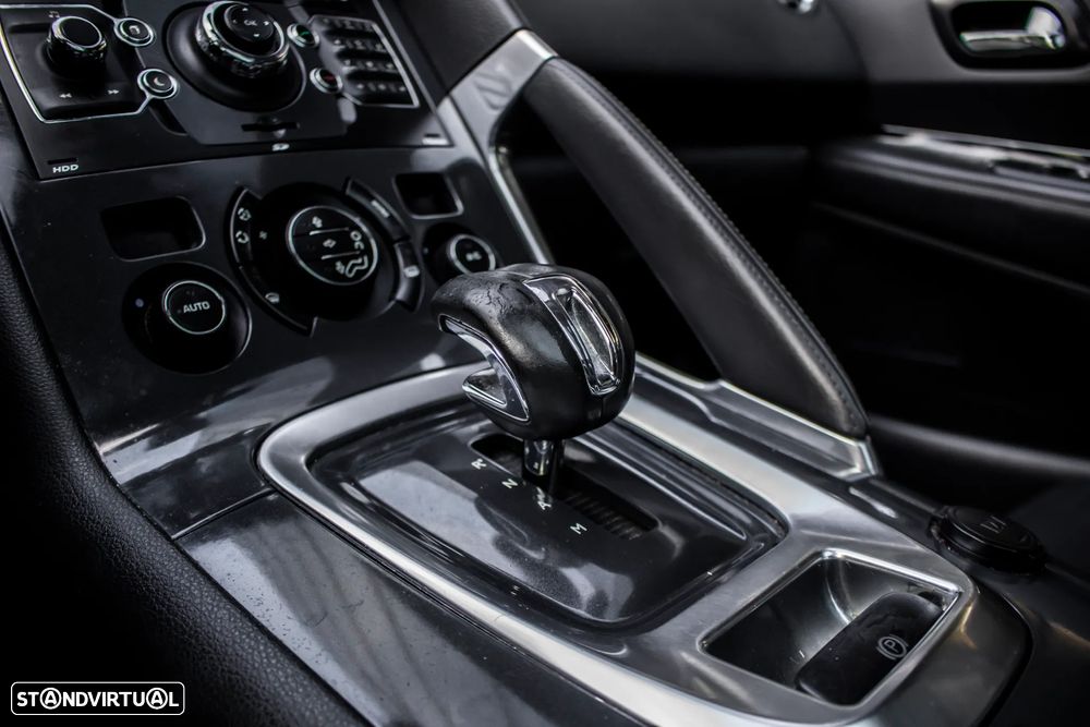 Peugeot 3008 2.0 HDi Hybrid4 - 17