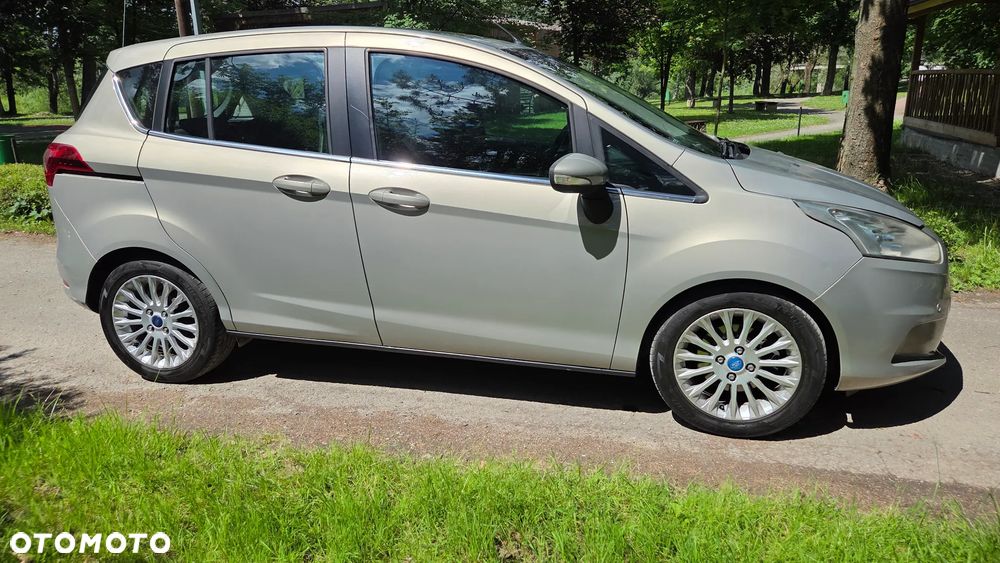Ford B-MAX - 12