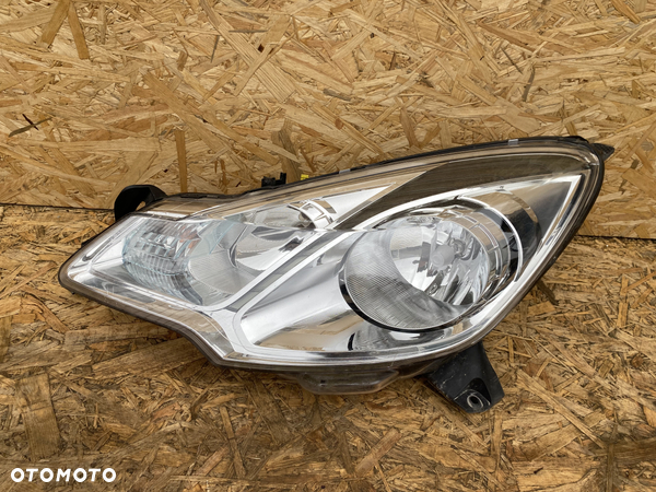 LAMPA PRZÓD LEWA 9673815280 CITROEN DS3