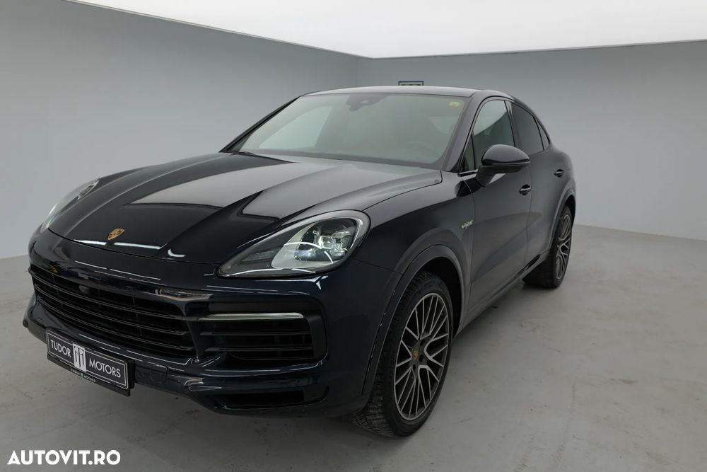 PORSCHE Cayenne Coupe