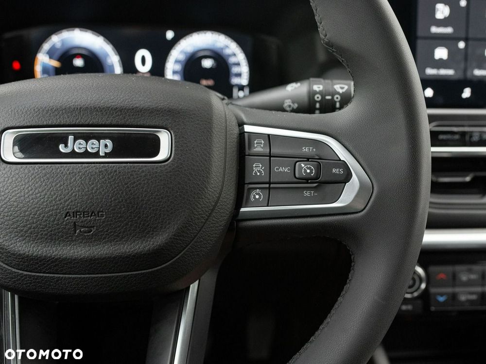 Jeep Compass - 15