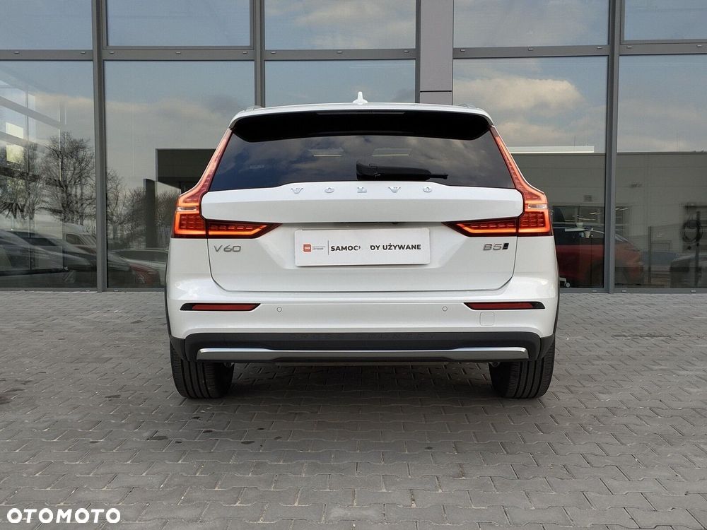 Volvo V60 Cross Country Plus B5 B AWD - 5