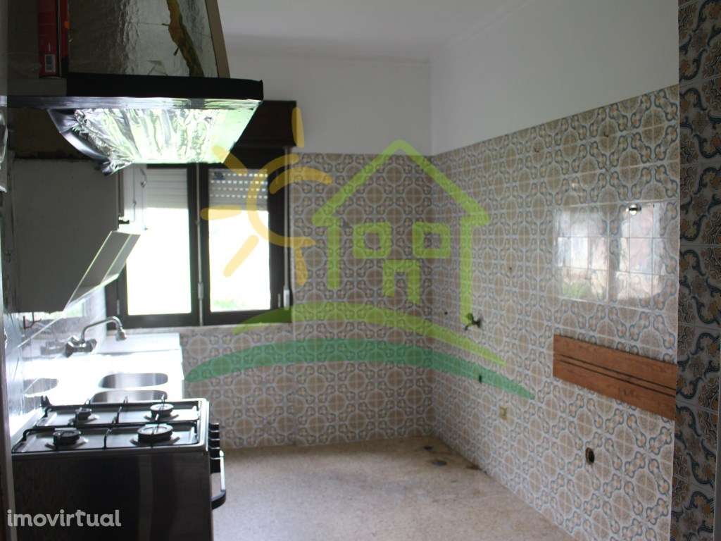 T1 Olival Basto a 10 minutos a pé do metro - Sr. Roubado - Grande imagem: 5/26