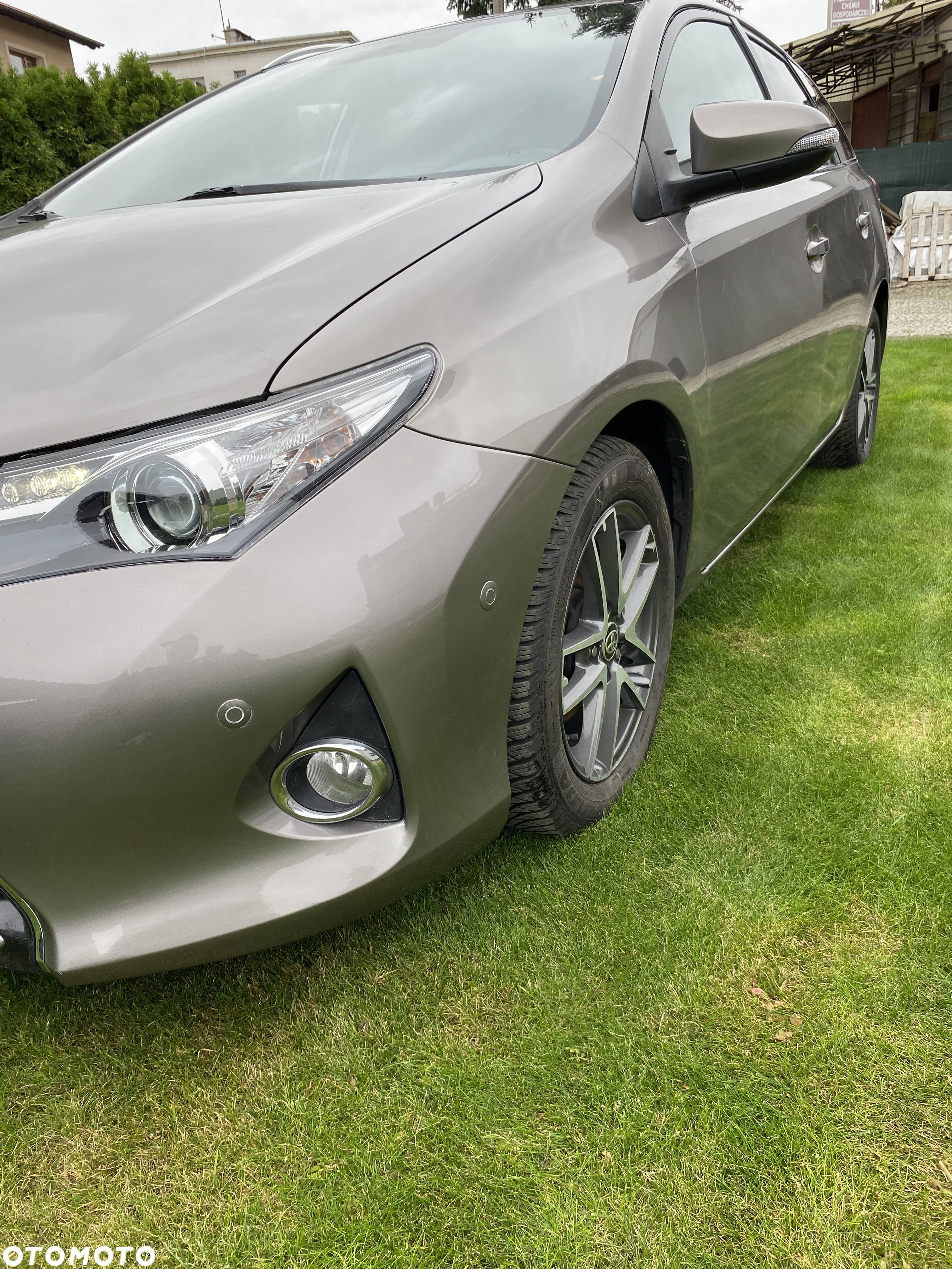Toyota Auris 1.4 D-4D - 1