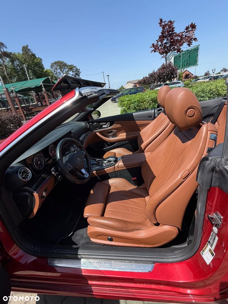 Mercedes-Benz Klasa E 400 4Matic 9G-TRONIC Avantgarde - 39