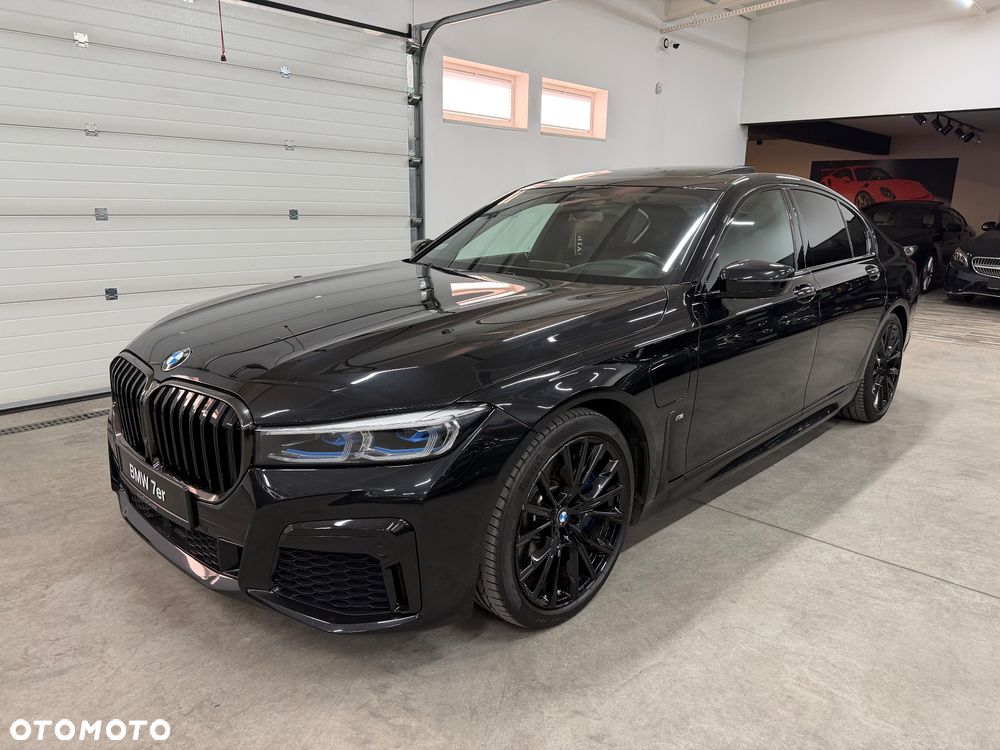 BMW Seria 7 745e sport - 2