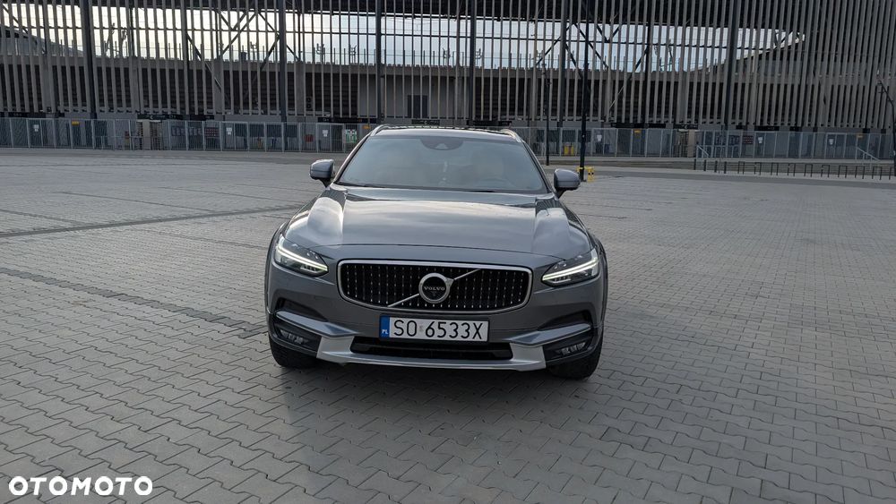 Volvo V90 Cross Country T6 AWD - 34
