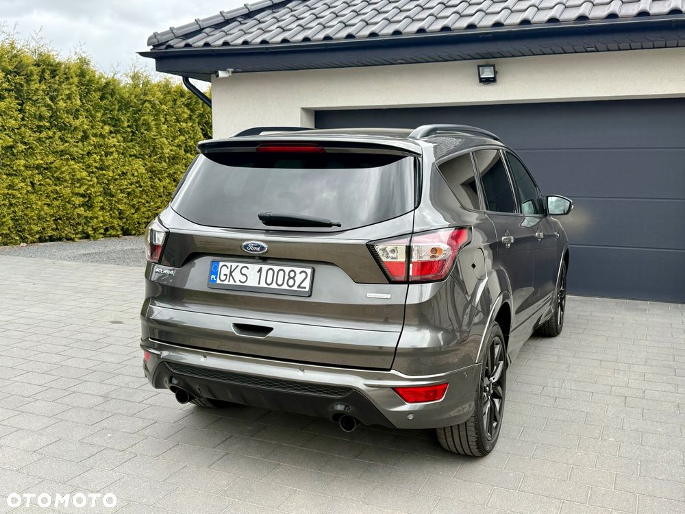 Ford Kuga 1.5 EcoBoost 2x4 ST-Line - 5