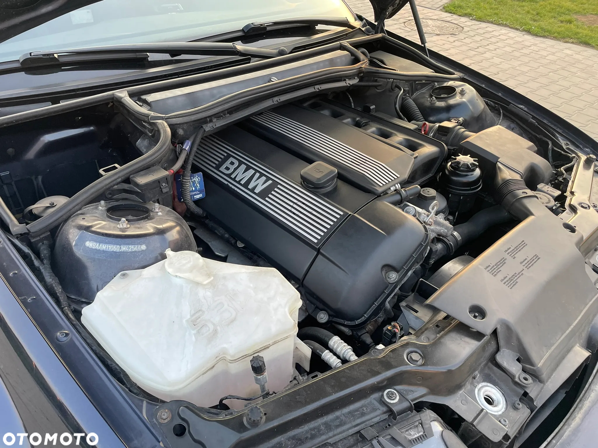 BMW Seria 3 320i - 40