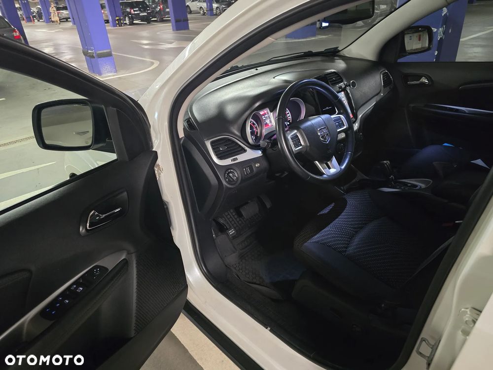 Dodge Journey - 5
